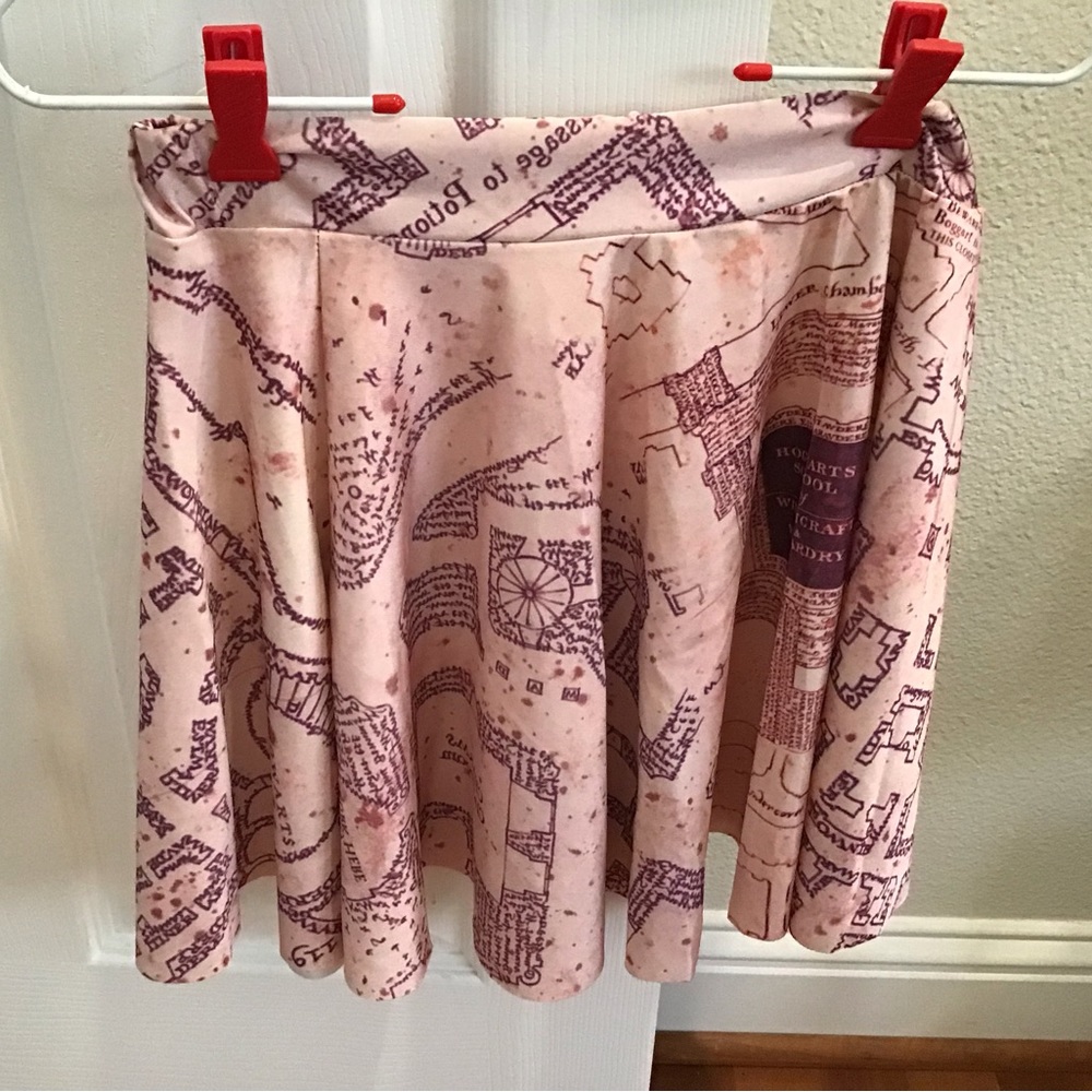 Harry Potter Hogwarts school of witchcraft and wizardry pink print skirt…